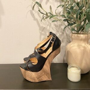 “Heel-less” Wedge Sandals